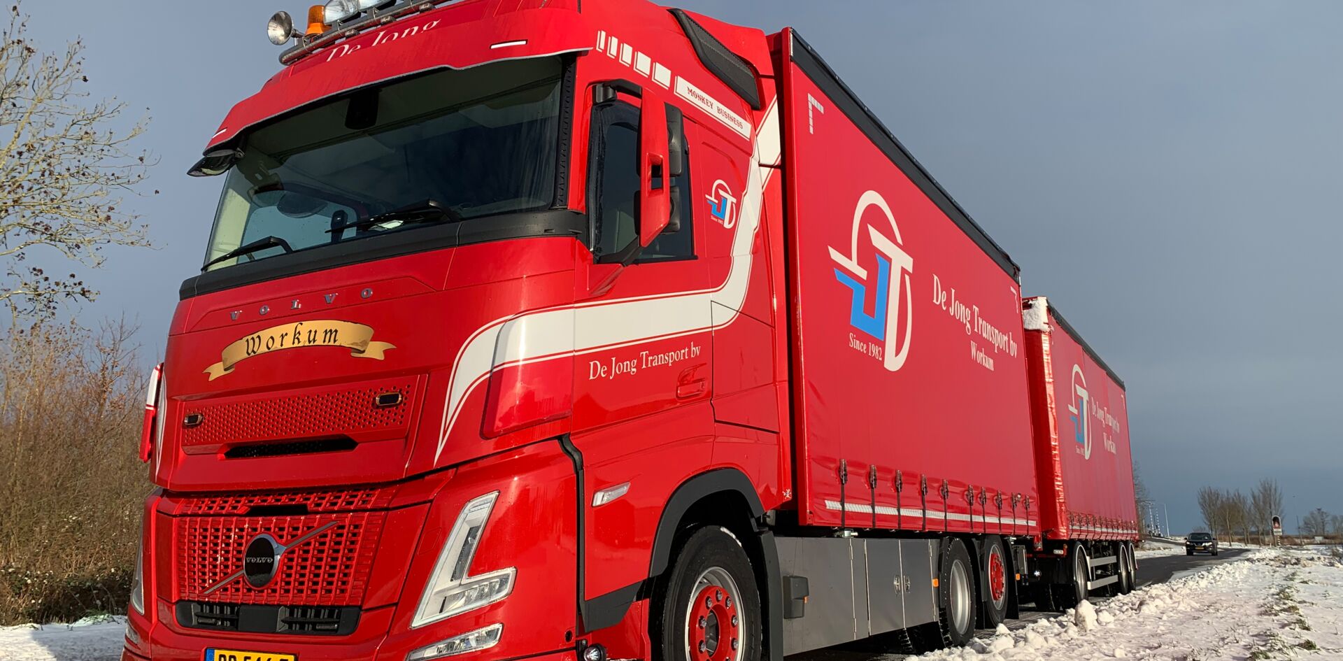 tempkrdxCu Aflevering de Jong transport Workum