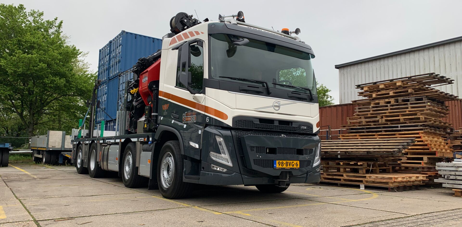 somethingsomethingABbCV4 Aflevering PC Roet verticaal en horizontaal transport B.V.