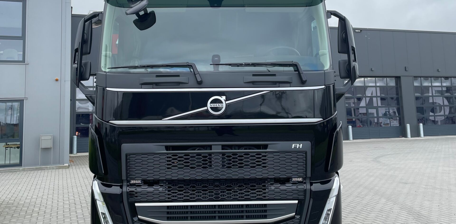 somethingheic0Sn02F.jpg Aflevering Faber Sint Annaparochie