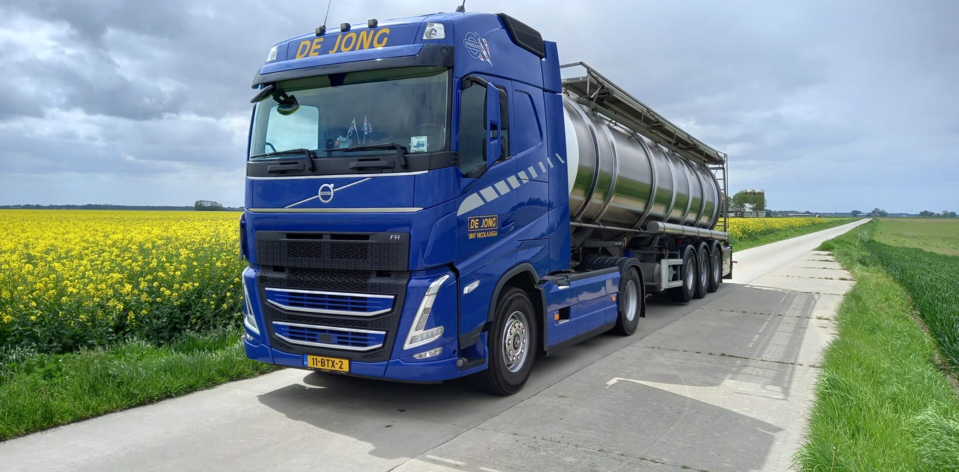 somethingsomethingV0nqBF Aflevering de Jong Sint Nicolaasga B.V.