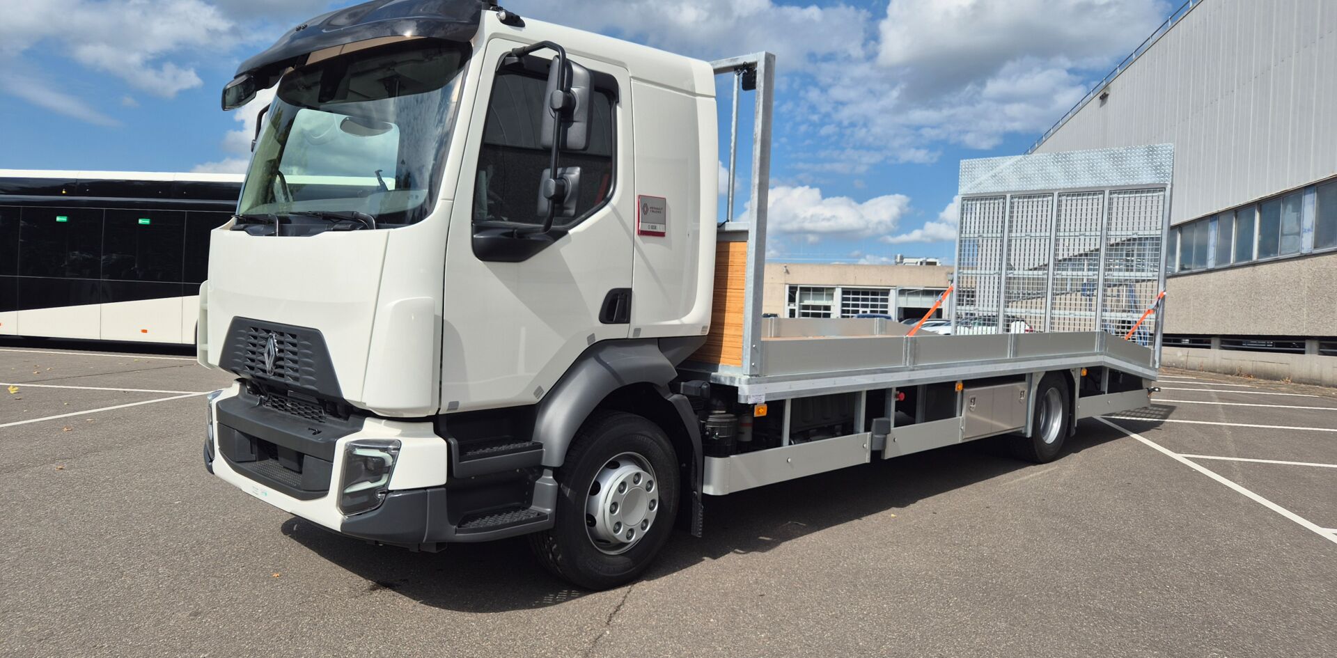 Renault Trucks D14 oprijwagen 3 Renault Trucks D14 oprijwagen 3