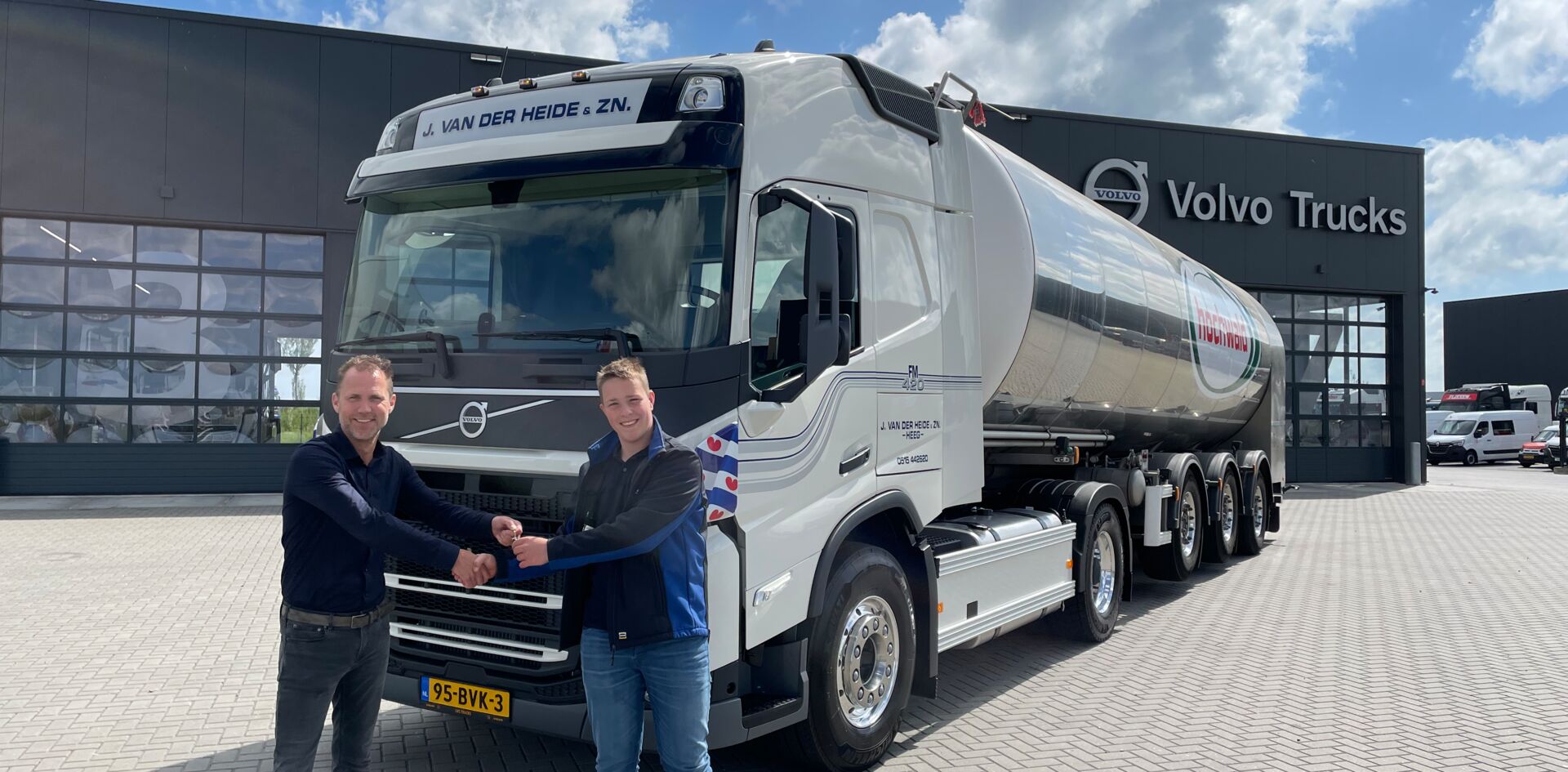 somethingsomethingtzqm8s Aflevering J. van der Heide Heeg