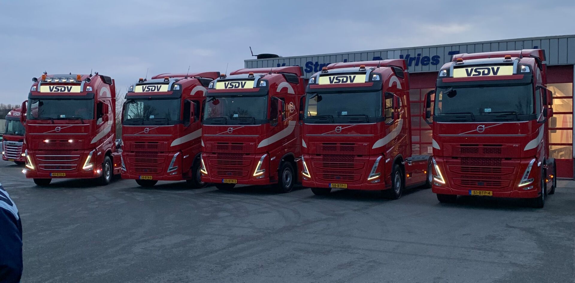 somethingheicKMSbuN.jpg Aflevering VSDV