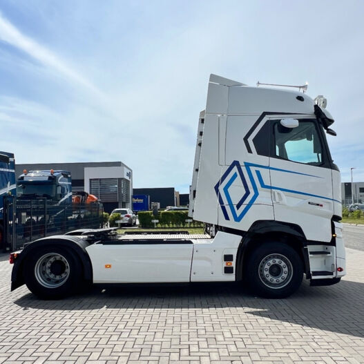 Renault Trucks T High 4