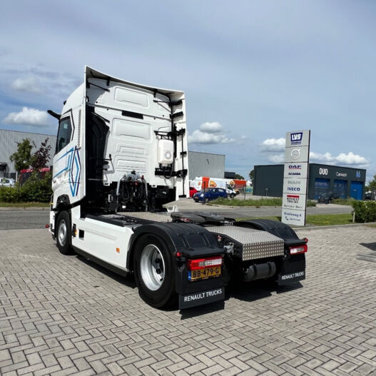 Renault Trucks T High 7