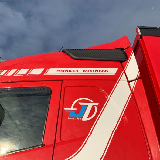 tempUy73H3 Aflevering de Jong transport Workum