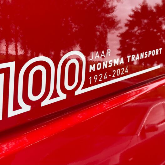 somethingheicIiB1SO.jpg Aflevering Monsma transport Vrouwenparochie