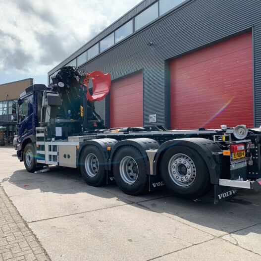 somethingsomethingOZKAJi Aflevering R.W. Dienstverlening