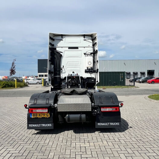 Renault Trucks T High 6