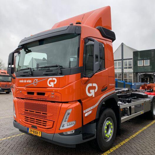 somethingsomethings2j9R5 Aflevering Roele de Vries B.V.