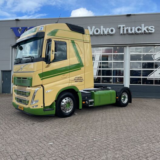 somethingheicd9GPWo.jpg Aflevering J.W. Joosten transport