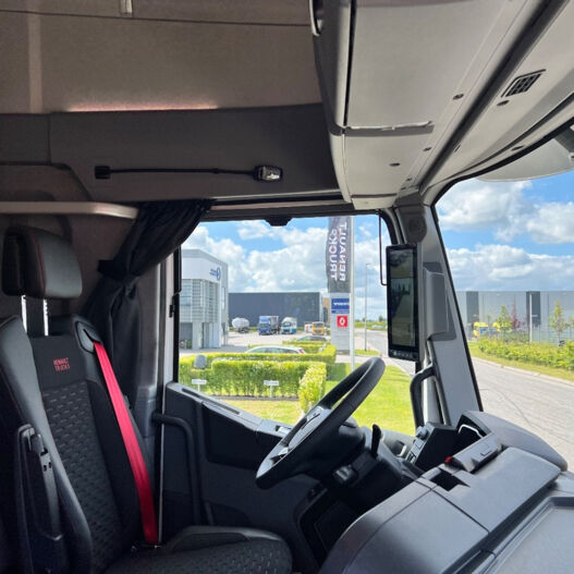 Renault Trucks T High 31