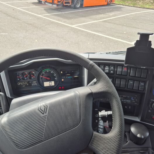 Renault Trucks D14 oprijwagen 15