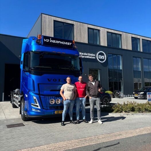 tempBvtcIz Aflevering Van de Werfhorst Transport