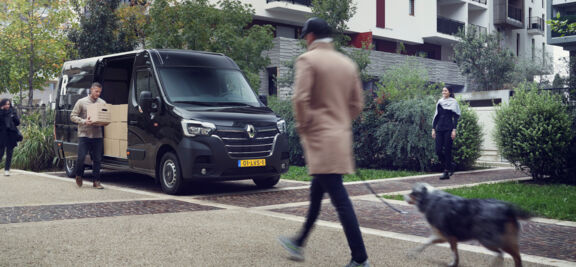 LVS Renault Master kant-en-klaar voor pakketdiensten