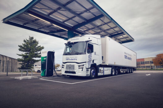 06_Renault Trucks E-Tech T 780 LR